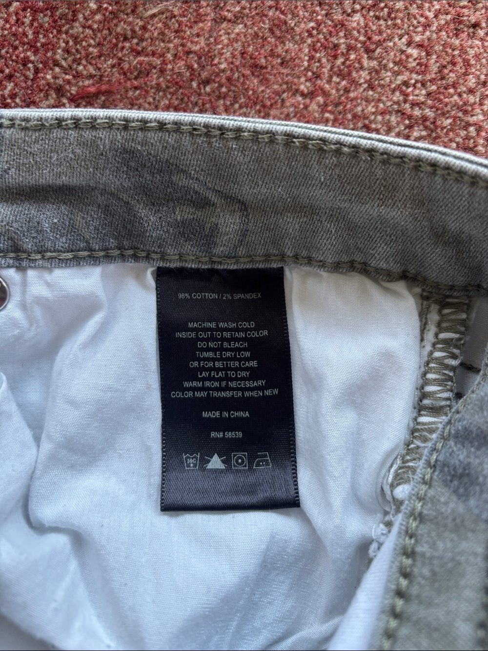 New - Kut from the Kloth 'Brigitte' Ankle Skinny Cargo Floral Print Jeans - Sz 8 - Picture 7 of 10